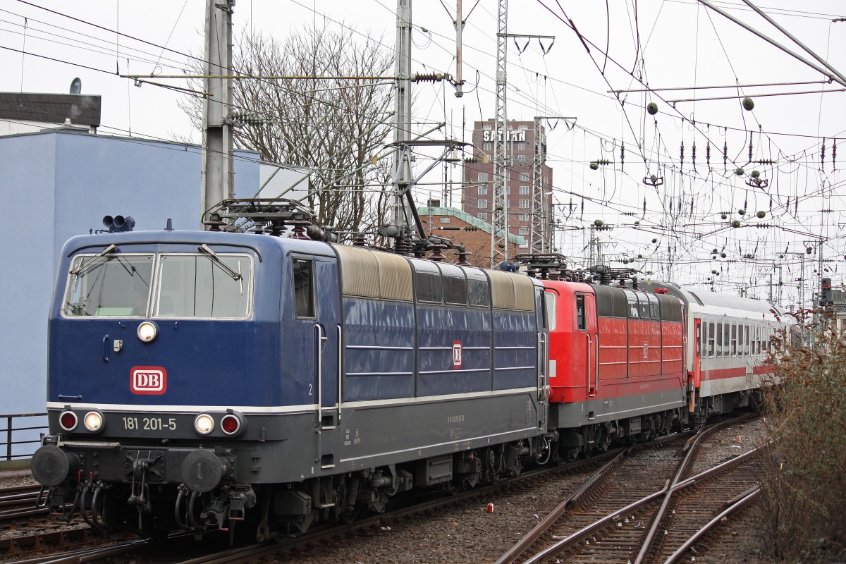 181 201 am 24.3.13 mit dem Pbz 2476 in Kln Hbf.