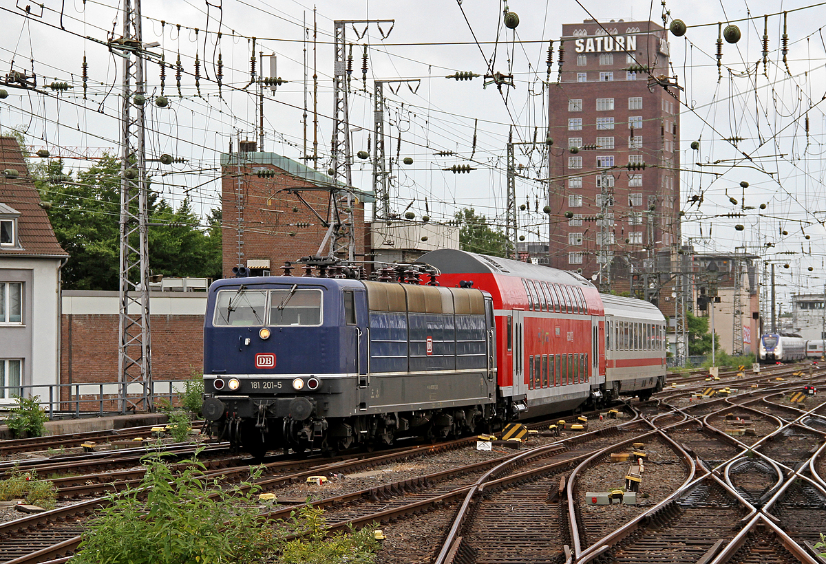 181 201 am Pbz2470 in Köln Hbf am 16.06.2017