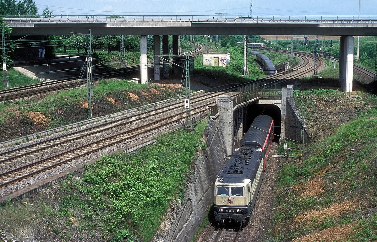 181 211  Stg - Zuffenhausen  19.05.01