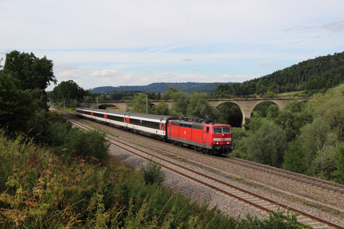 181 214-8 mit dem IC 281 (Stuttgart Hbf - Z�rich HB) in Rottweil-Saline am 13.08.13