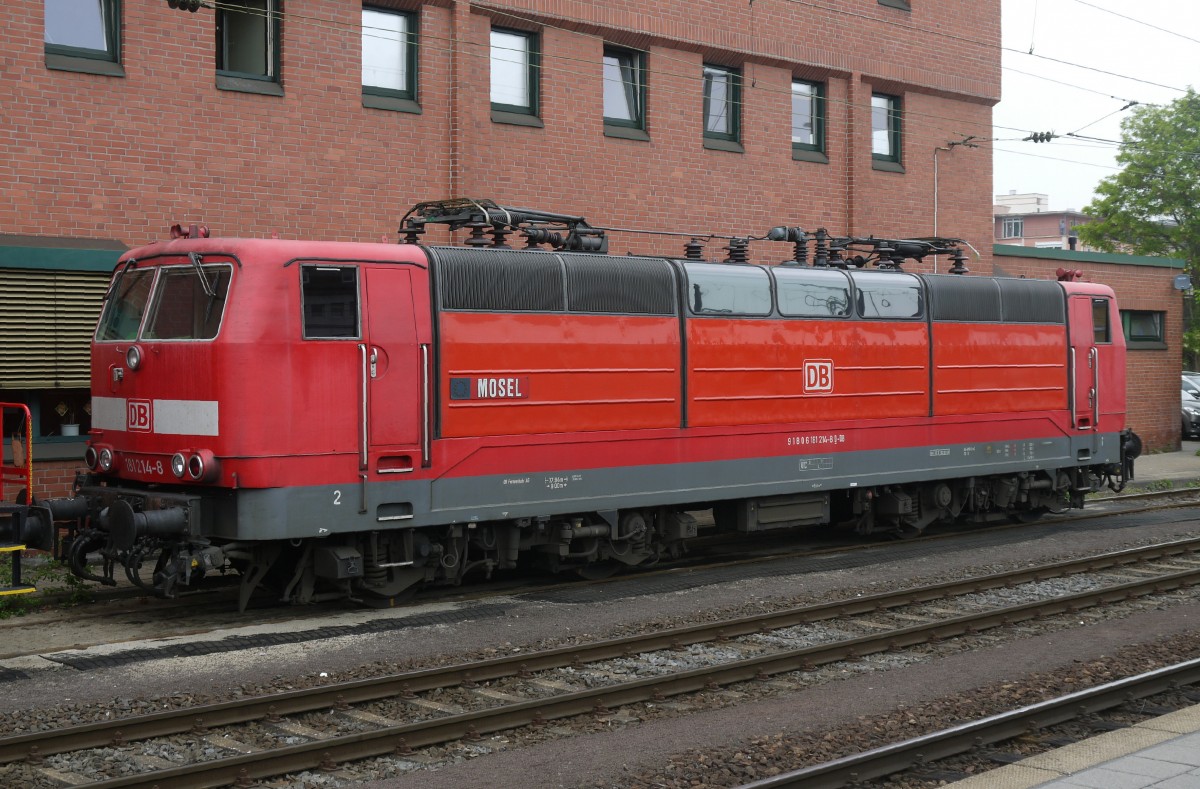 181 214-8 ( Mosel ), abgestellt in Koblenz Hbf, 30.4.14.