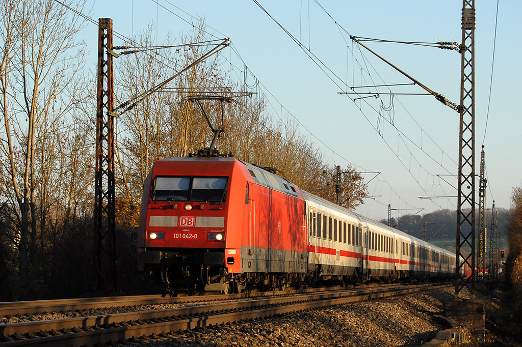 18.11.2018 Streckenabschnitt Uhingen 101 042-0 & 101 063-6