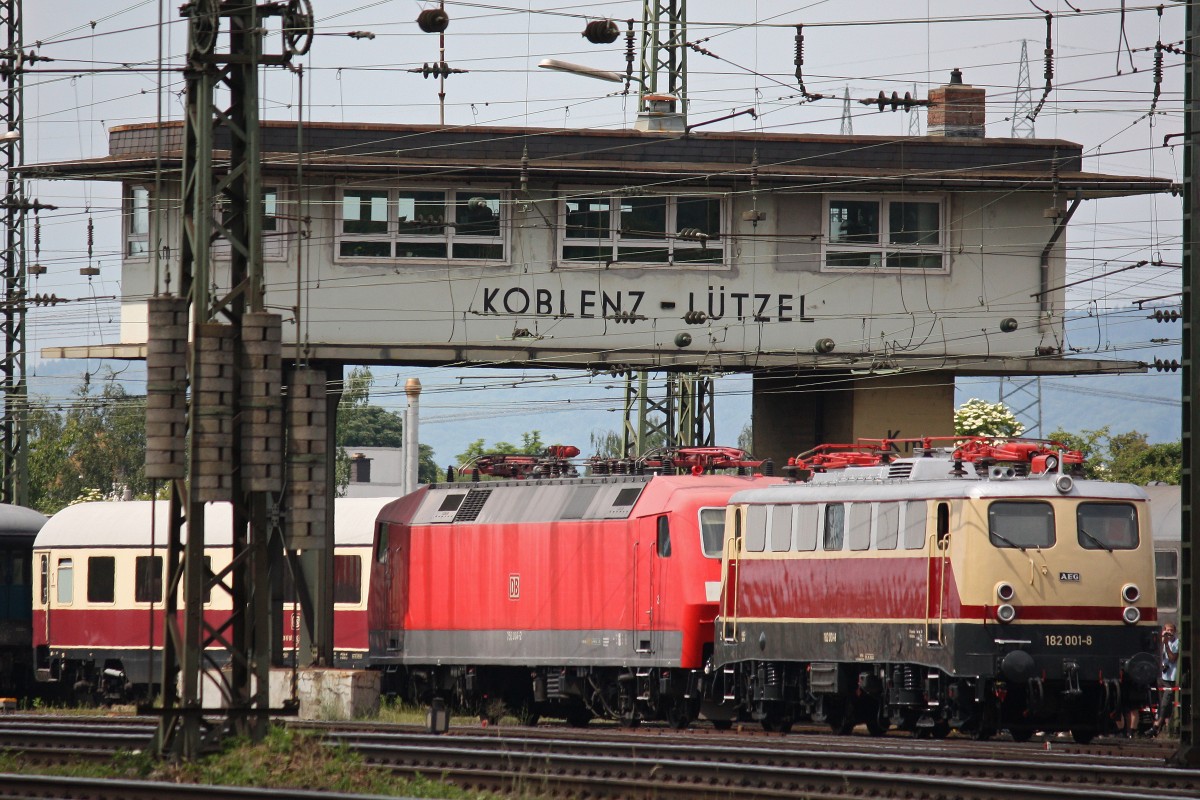 182 001 am 8.6.13 bei der Lokparade in Koblenz-Ltzel.