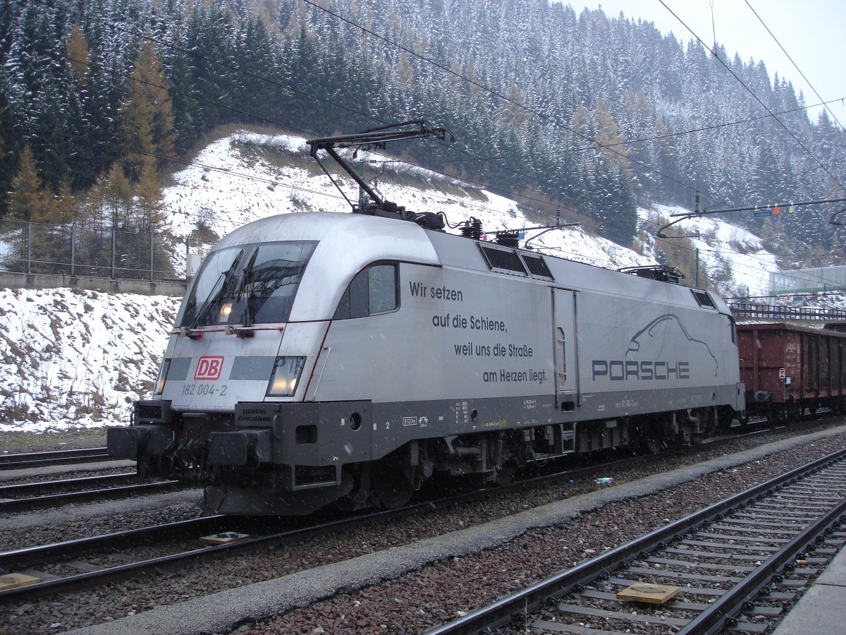 182 004-2 DB Porsche Brenner 08-11-2009 - Bahnvideos in Youtube - http://www.youtube.com/user/cortiferroviariamato/videos 09.04.2014 