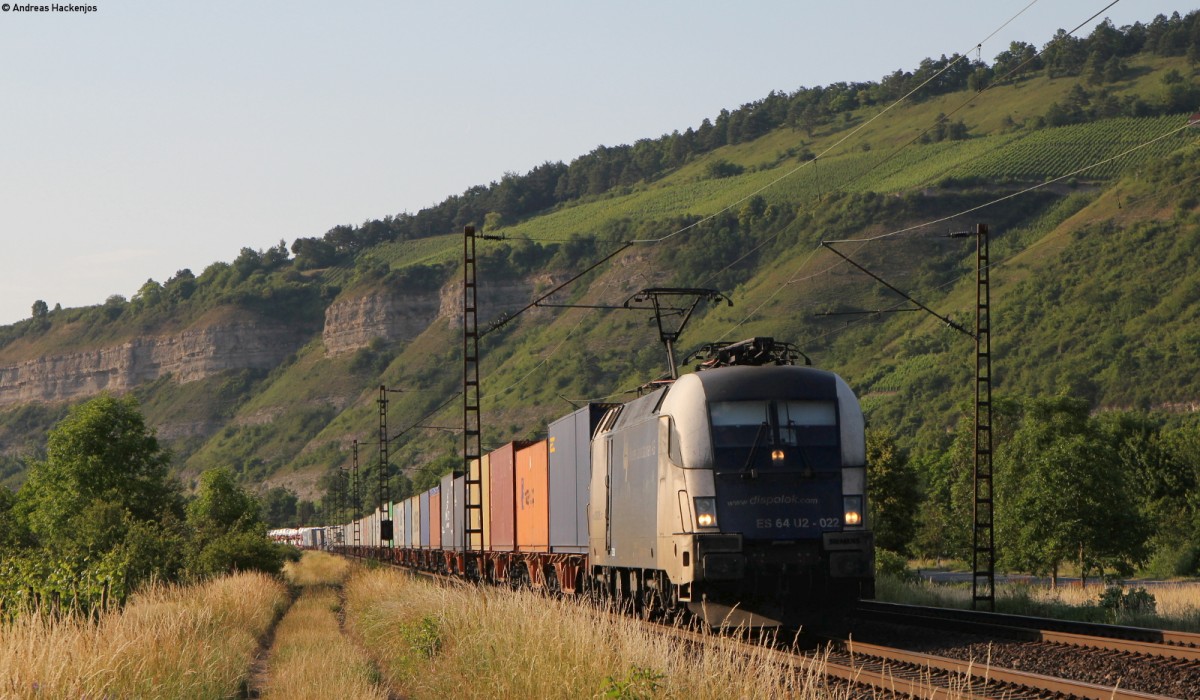 182 522-3 mit einem Containerzug bei Thüngersheim 18.6.14