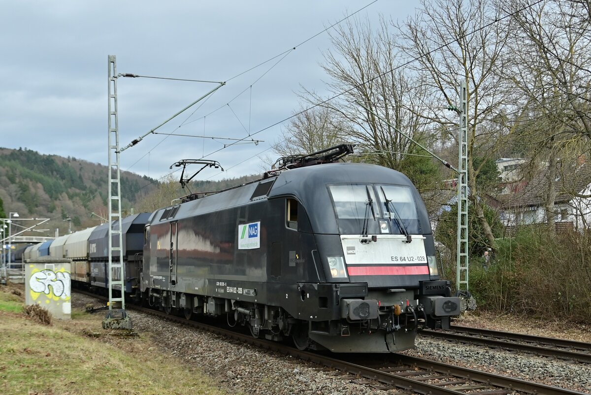 182 528 mit dem NIAG Kohlependel nach Heilbronn in Neckargerach am 14.2.2022
