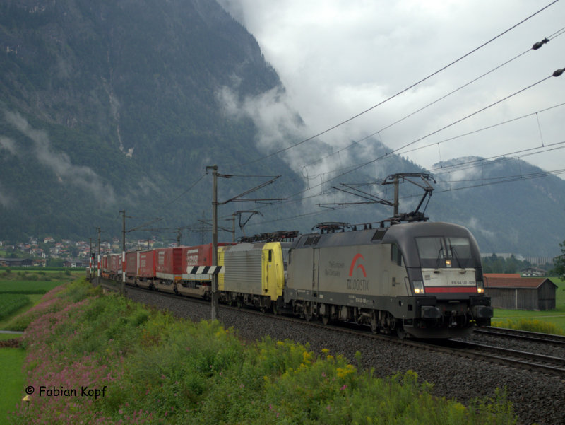182 529 + 189 930 mit Gruber KV Richtung Brennero/Brenner -> Italien am 31.07.2014 bei Langkampfen