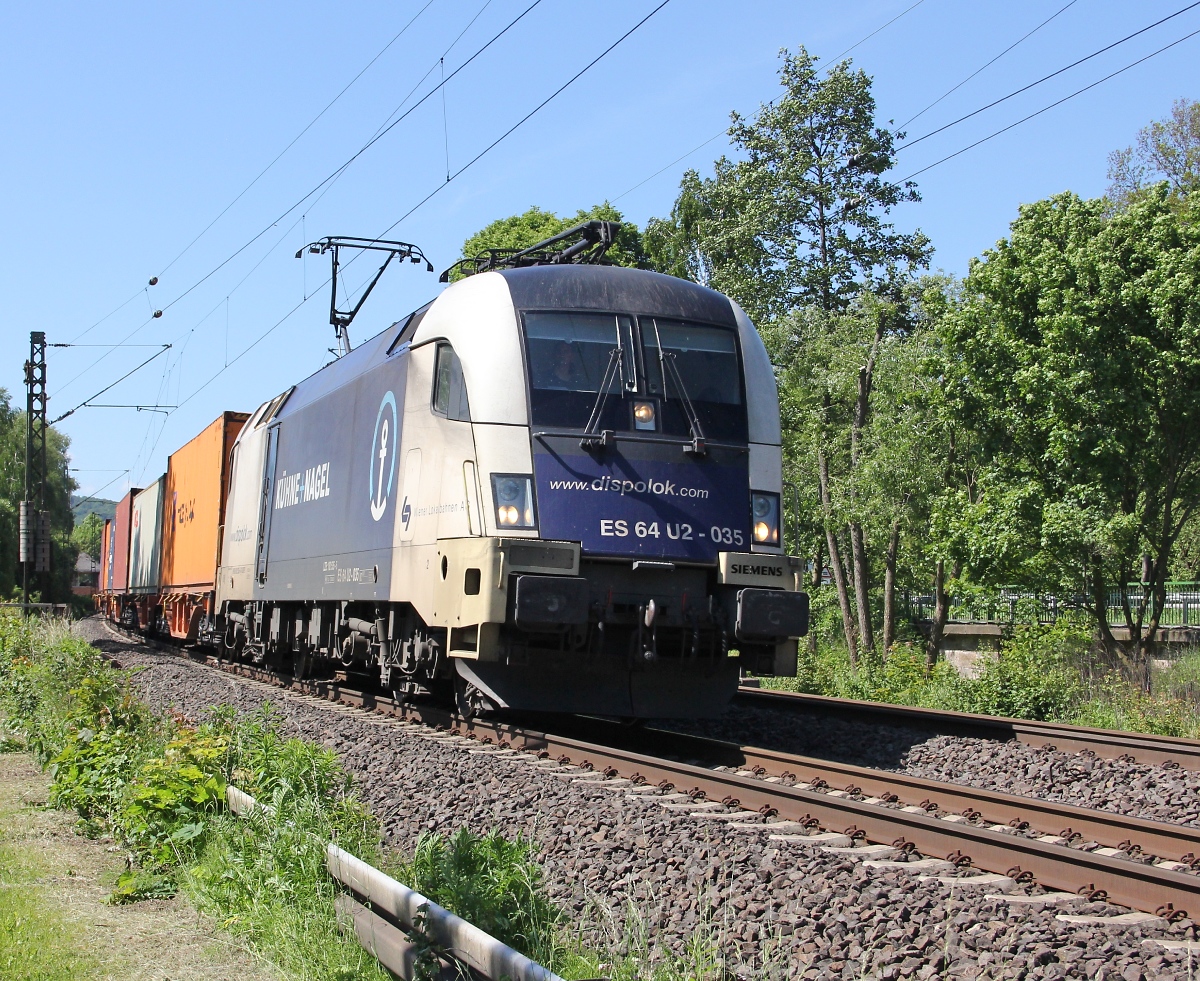 182 535 (ES 64 U2-035) mit Containerzug in Fahrtrichtung Norden. Aufgenommen bei Wehretal-Reichensachsen am 06.06.2013.