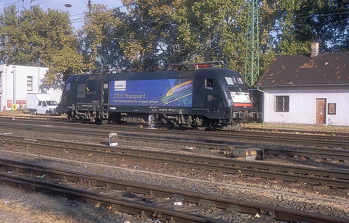 182 567  Komarom  04.10.19