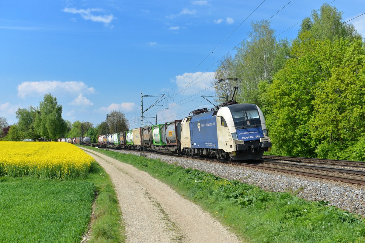 182 568 mit einem KLV am 24.04.2014 bei Langenisarhofen.