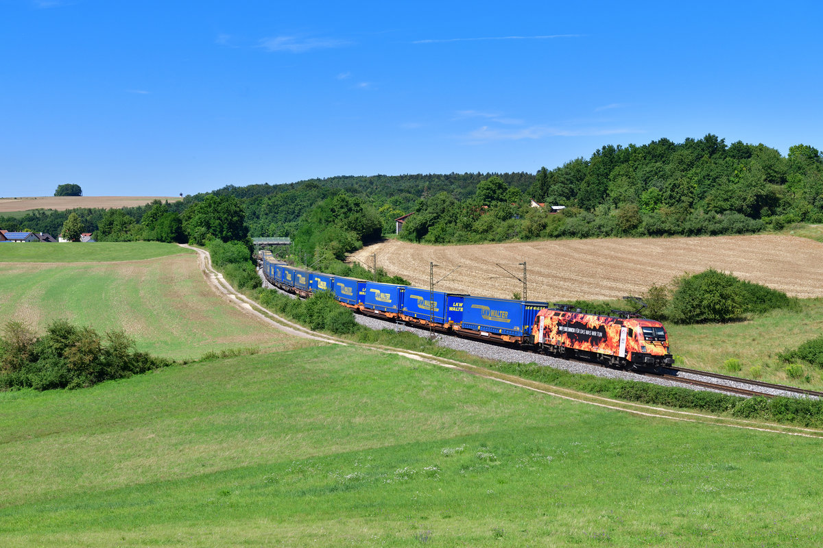 182 572 mit DGS 43949 am 06.08.2020 bei Edlhausen.