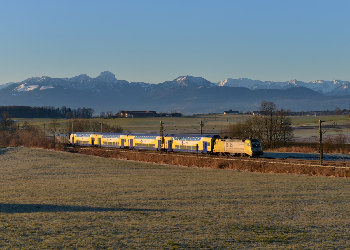 182 596 mit einem Meridian-Ersatzzug am 25.02.2014 bei Haus. 