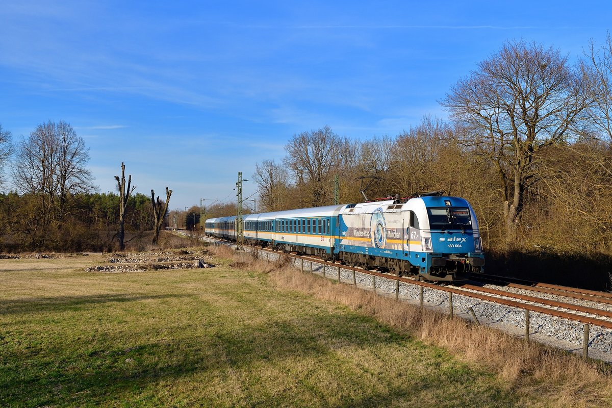 183 004 mit einem ALX am 16.03.2020 bei Feldmoching.