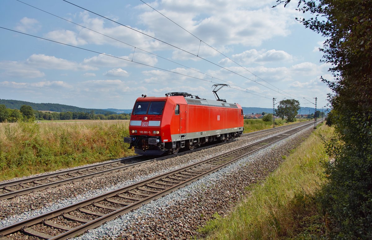 185 001-5 ist am 16.08.2018 Solo bei Pölling unterwegs.