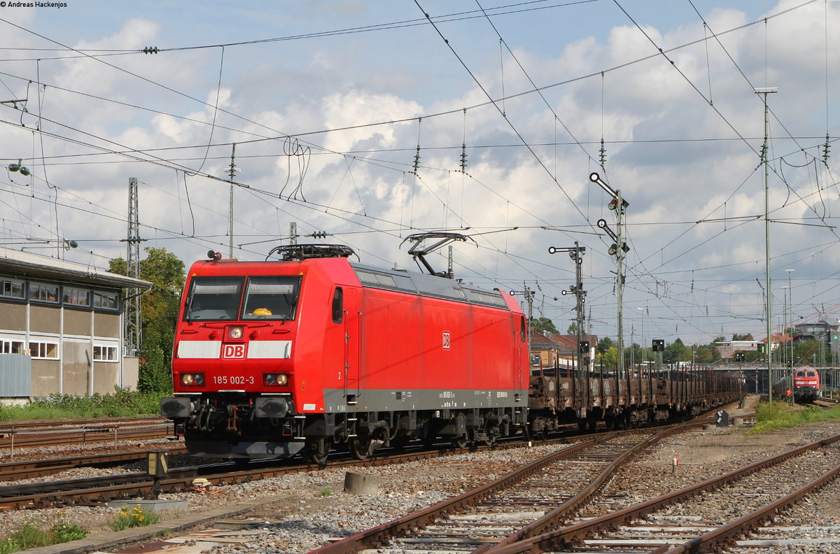 185 002-3 mit dem GM 55380 (Kehl-Ehrang Nord) in Villingen 17.8.17
