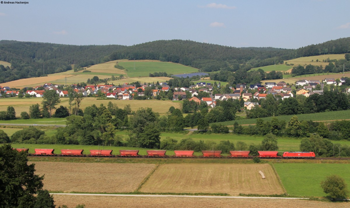 185 004-8 mit einem Kalizug bei Hermannspiegel 9.7.13