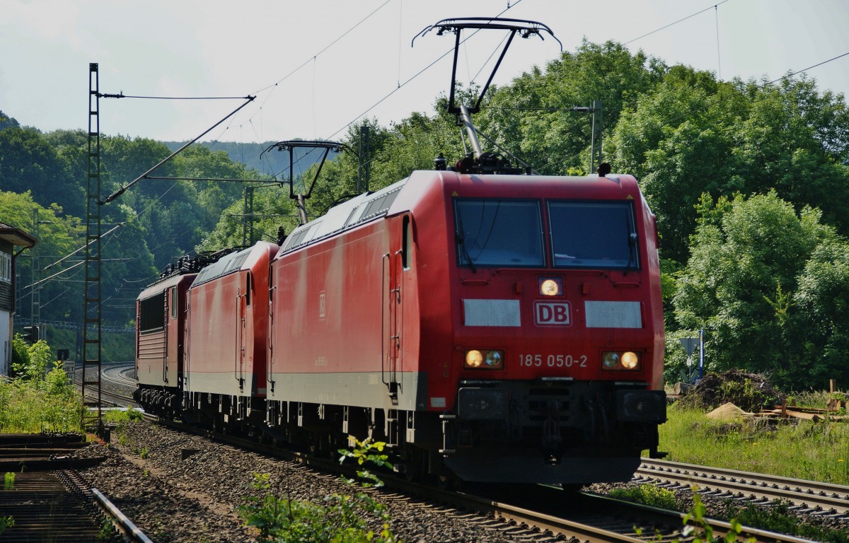 185 050-2 u.185 172-4 u.155 197-7 als Lokzug in Vollmerz am 03.06.14.