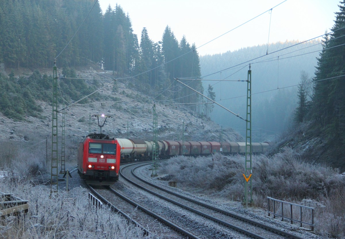185 060-1 DB bei Frtschendorf am 16.12.2013