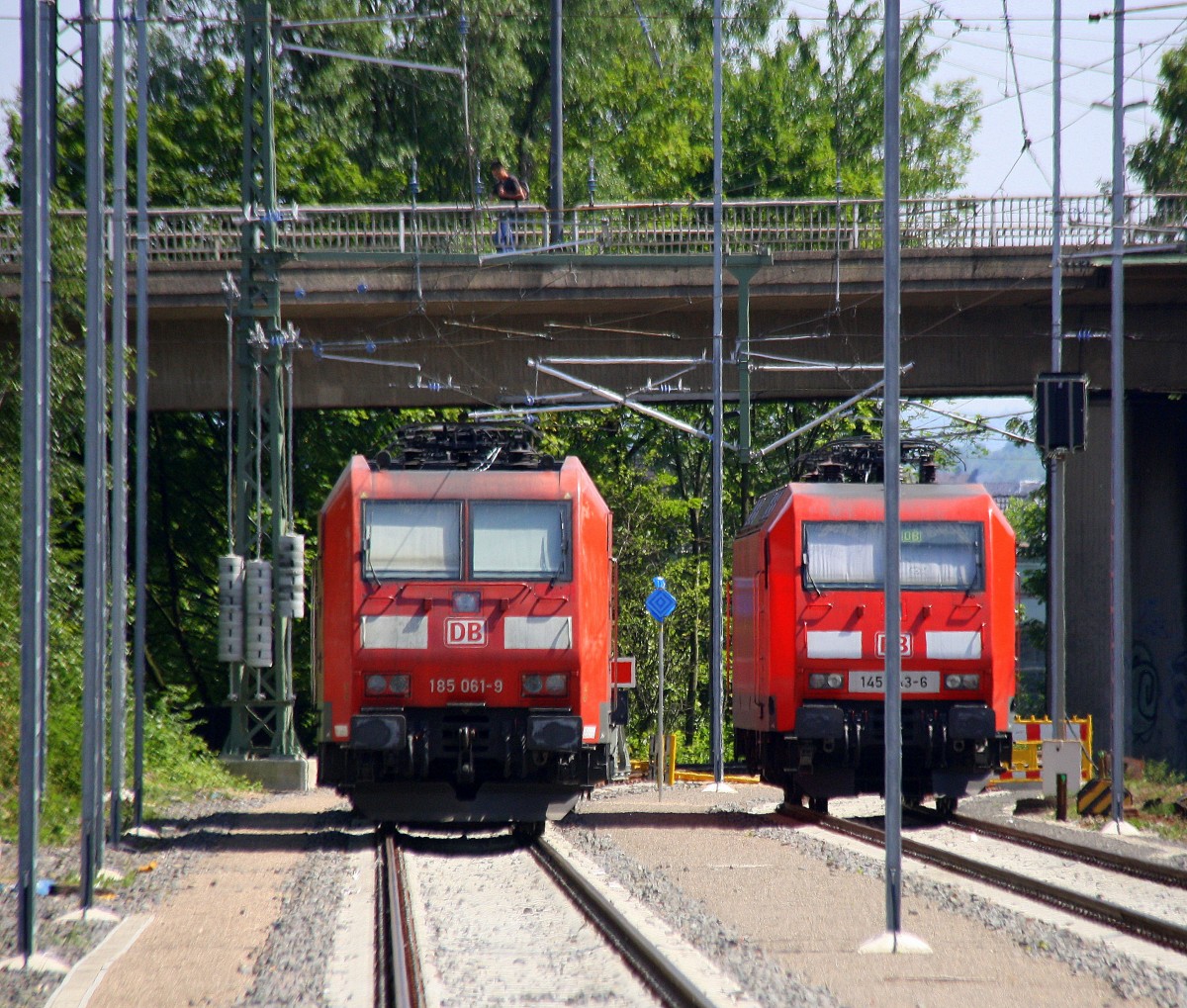 185 061-9 DB steht auf dem Abstellgleis in Aachen-West bei Sommerwetter am Nachmittag vom 9.6.2014.