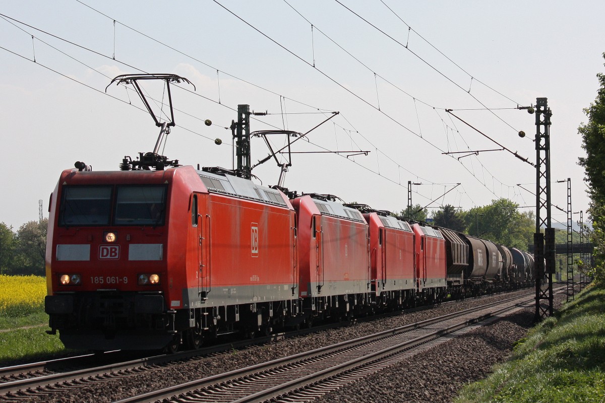 185 061+185 168+185 3xx+185 369+gemischtem Gterzug am 4.5.13 in Menden.
