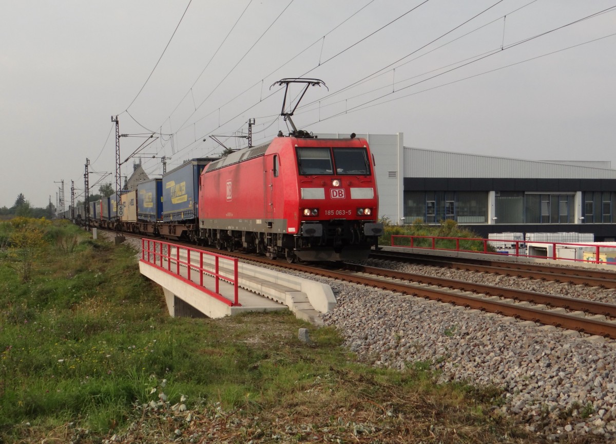 185 063-5 zu sehen am 04.09.14 in Gersthofen.