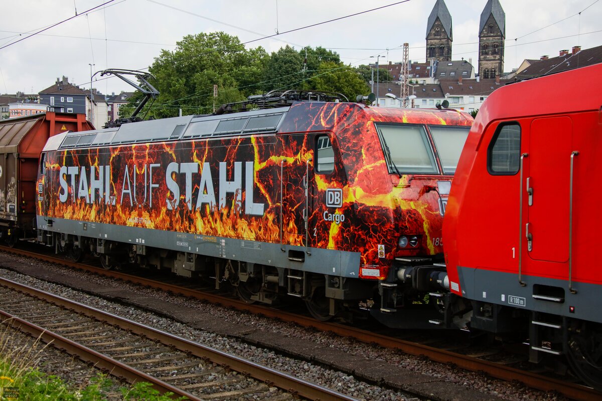 185 077 DB  Stahl auf Stahl  in Wuppertal Steinbeck, am 20.08.2022.