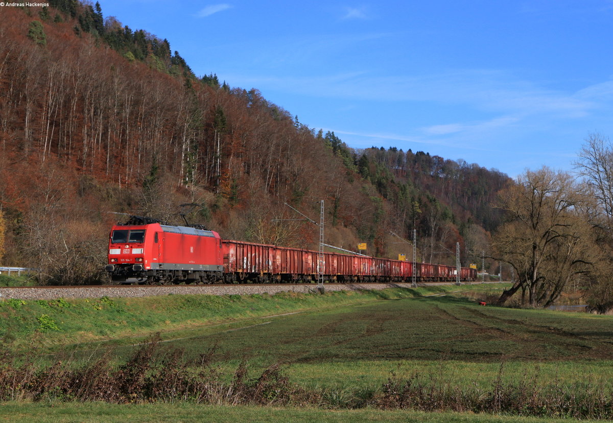 185 104-8 mit dem EZ 42681 (Mannheim Rbf-Chiasso) bei Sulz 15.11.20