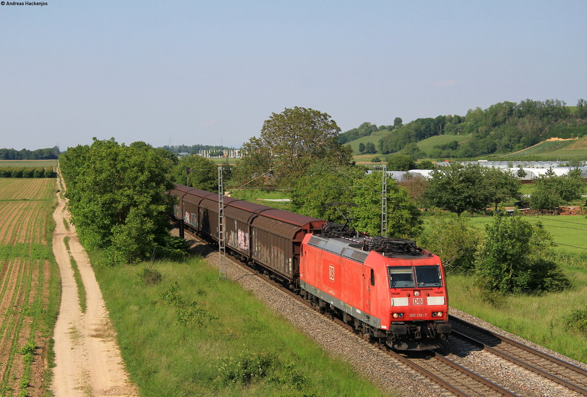 185 118-7 mit dem GK 49065 (Bremerhaven Speckenbüttel-Buchs) bei Hügelheim 16.5.20