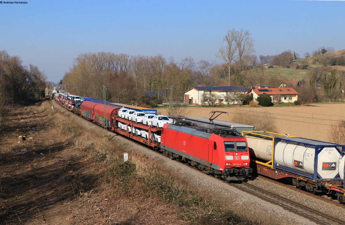 185 126-0 mit dem EZ 51943 (Mannheim Rbf - Basel Bad Rbf) bei Riegel 4.3.22
