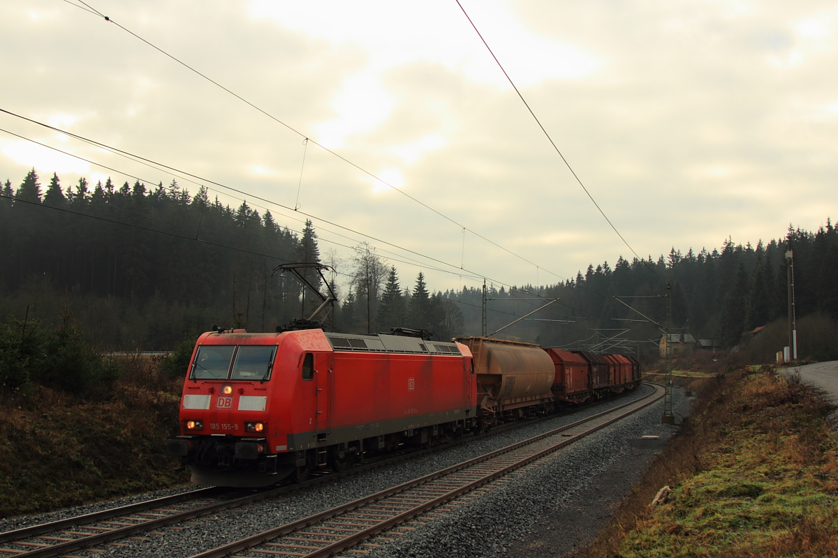 185 155-9 DBSR bei Steinbach im Frankenwald am 03.12.2015.