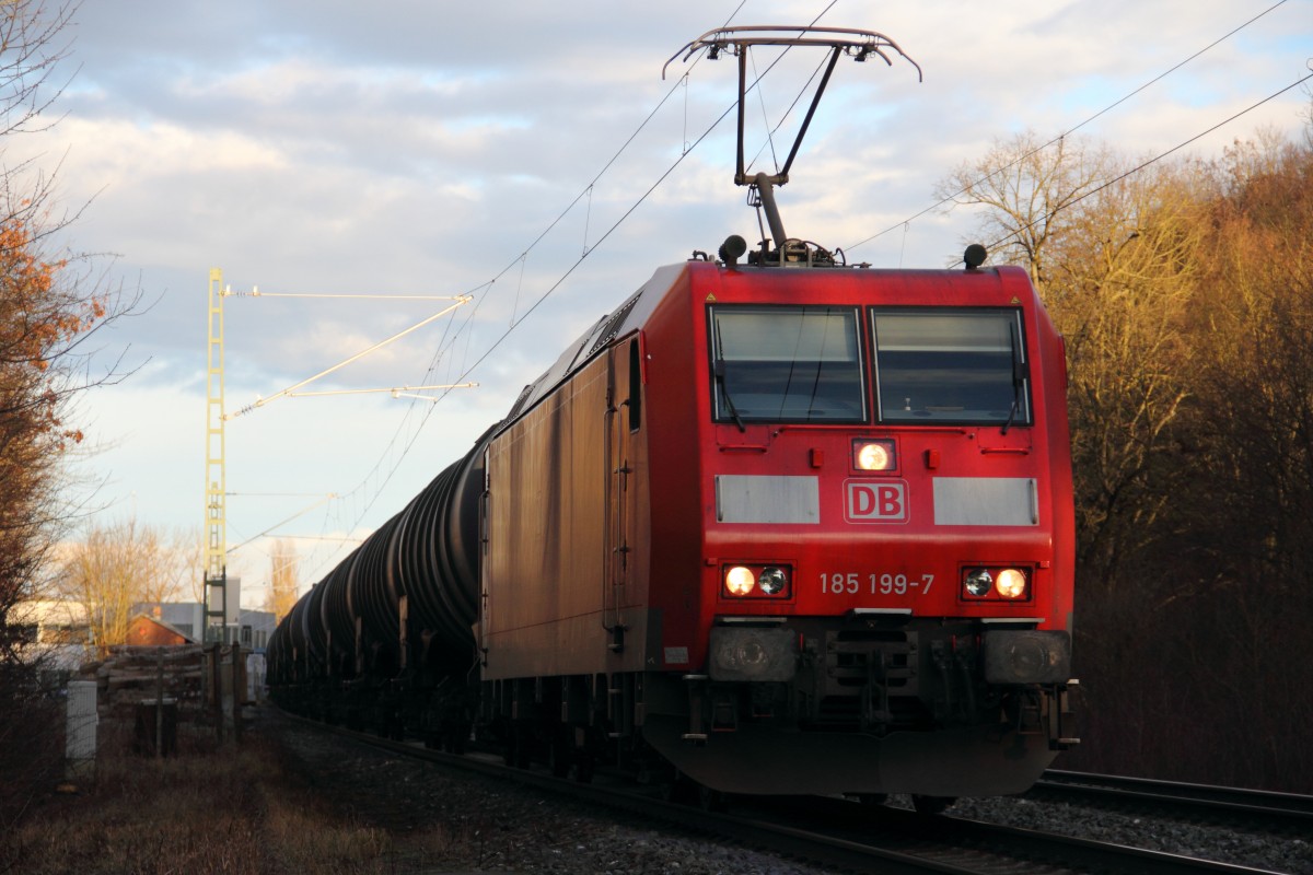 185 199-7 DB Schenker bei Michelau am 09.02.2014.