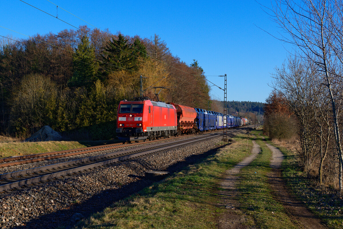 185 199 DB Cargo mit einem gemischten Güterzug bei Postbauer-Heng Richtung Nürnberg, 02.03.2021
