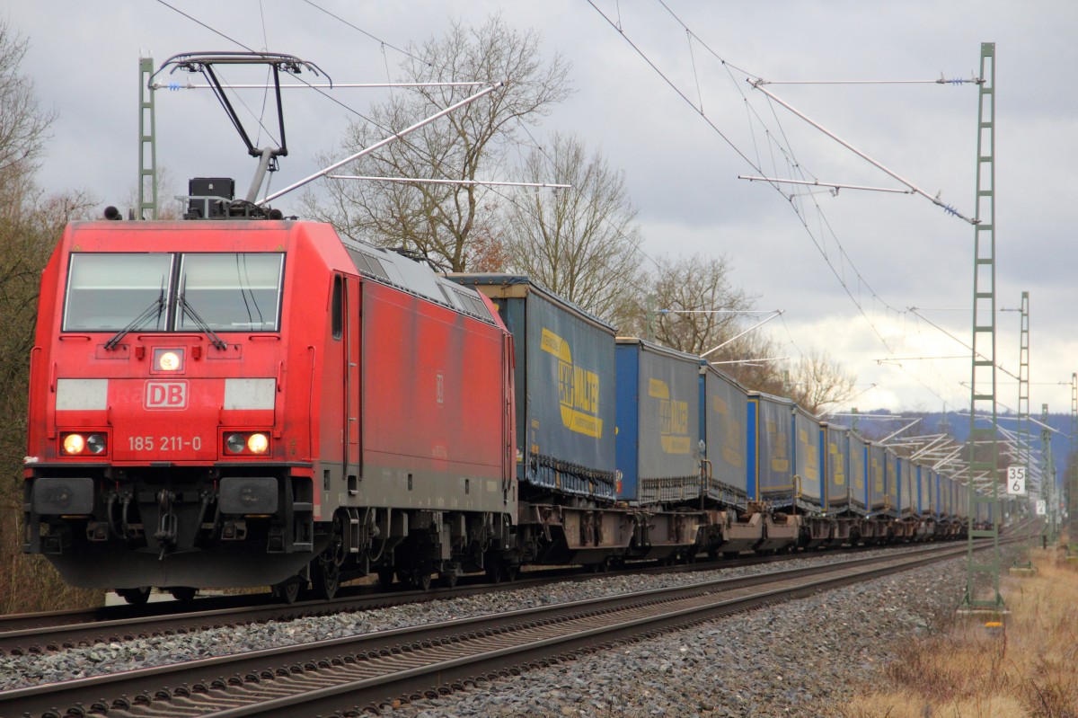 185 211-0 DB Schenker bei Michelau am 16.02.2014.