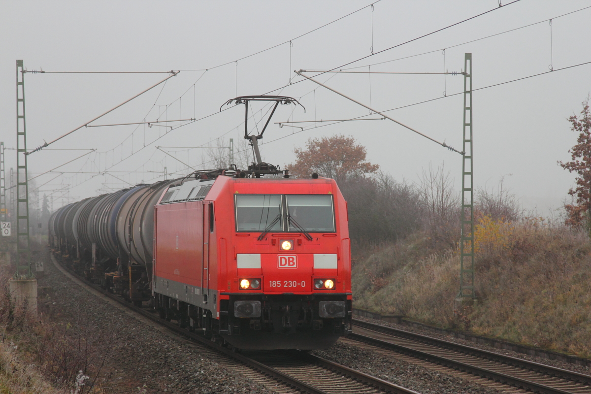 185 230-0 DB Schenker bei Bad Staffelstein am 27.11.2015.