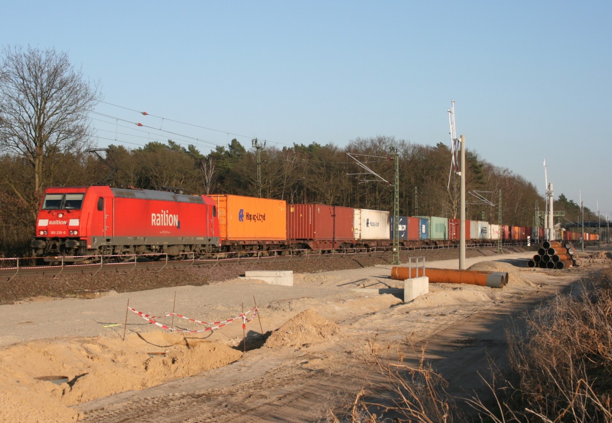 185 230 mit KT 41902 (Linz Stadthafen–Maschen Rbf) am 22.03.2012 in Radbruch