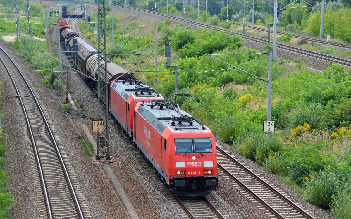 185 251 fuhr am 23.08.13 zusammen mit einer Schwester aus Richtung Halle(S) kommend durch Holzweiig Richtung Bitterfeld.