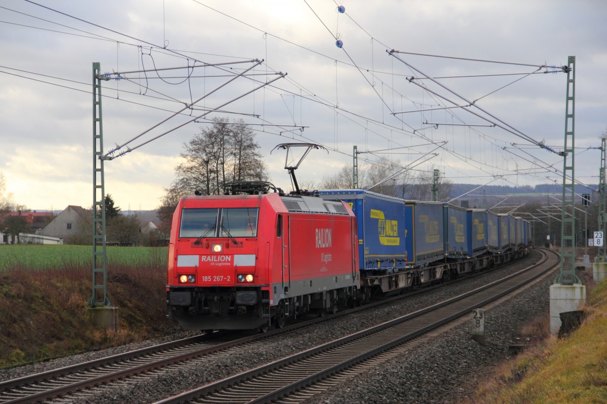 185 267-2 DB Schenker bei Staffelstein am 10.01.2014.