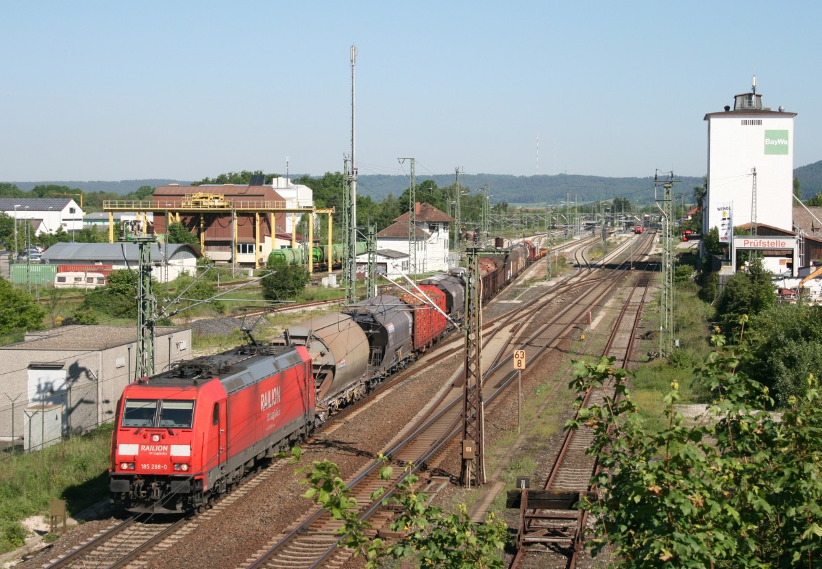 185 268 mit EZ 44927 (Nrnberg Rbf–Wels Vbf) am 20.05.2014 in Neumarkt (Opf)