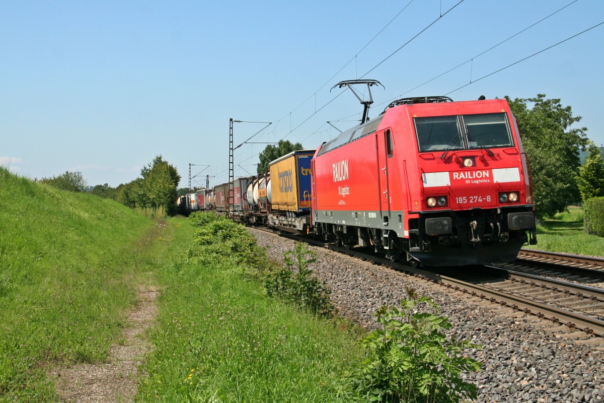 185 274-8 mit dem 40215 auf dem Weg von Zeebrugge Ramsk am Nachmittag des 01.08.14 nrdlich von Kollmarsreute.