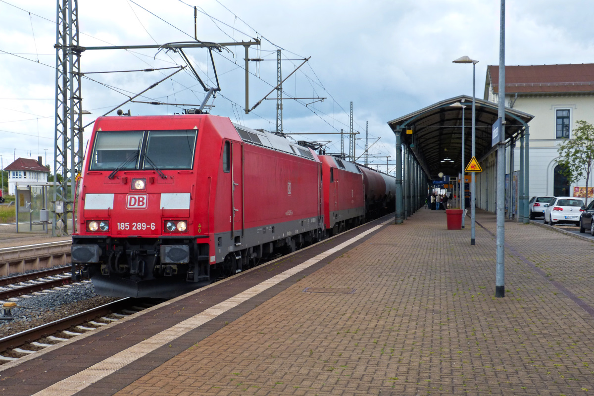185 289-6 und Schwesterlok Bahnhof Nordhausen 19.06.2015
