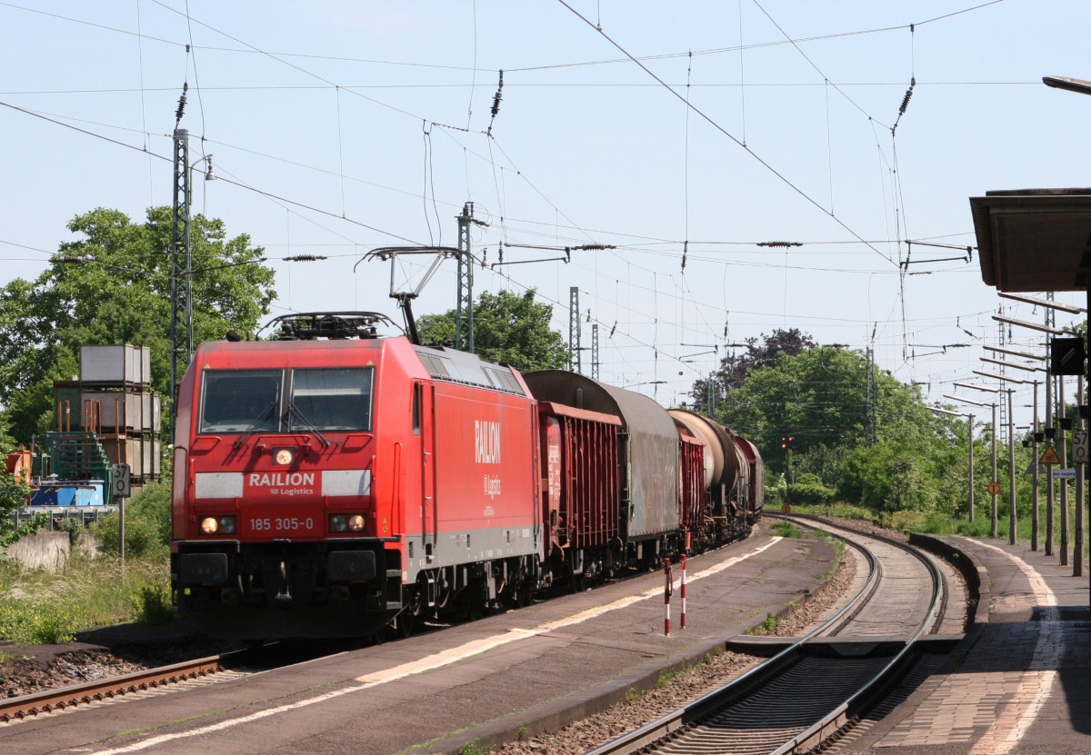 185 305 mit EZ 51524 (Mnchen Nord Rbf–Gremberg) am 26.05.2012 in Oestrich-Winkel