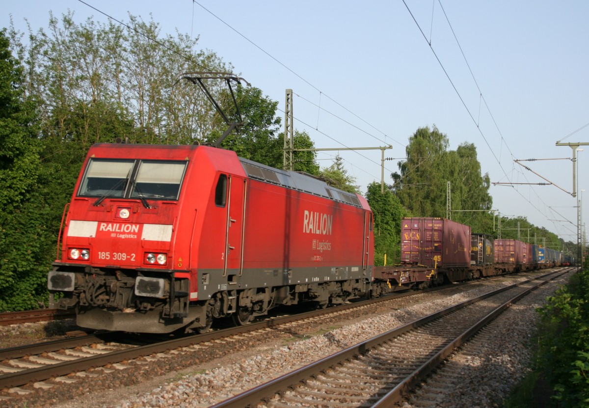 185 309 mit KT 41126 (Budapest Soroksari ut–Neuss Gbf) am 22.05.2014 in Beratzhausen, aufgenommen vom Bahnsteigende