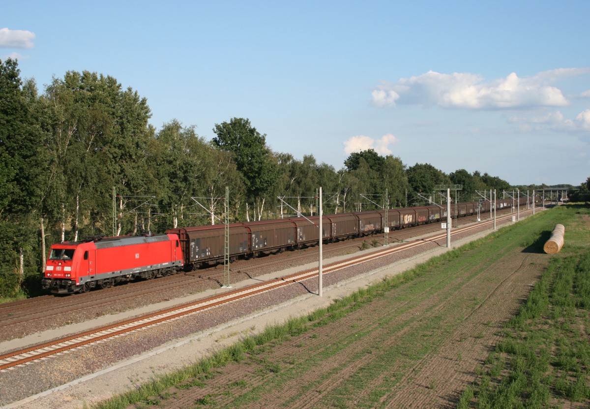 185 339 mit GB 46332 (St. Margrethen–Hamburg-Waltershof) am 27.08.2014 zwischen Radbruch und Winsen (Luhe) 