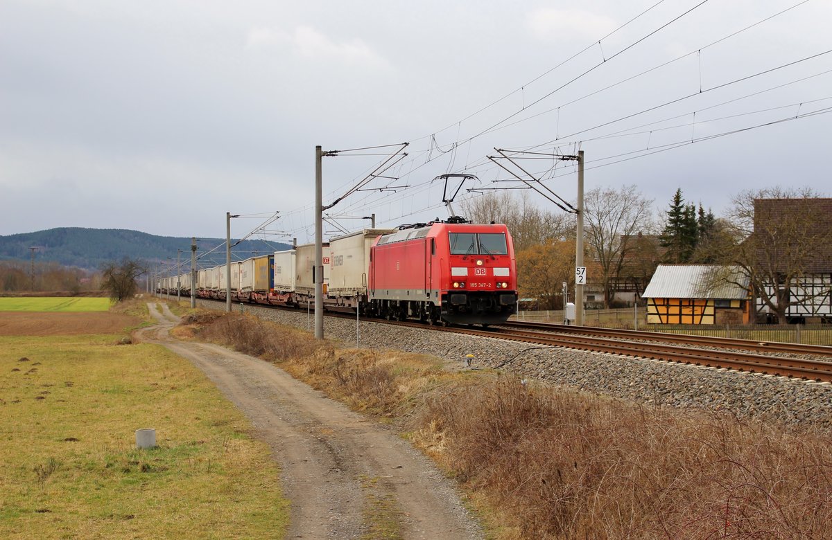 185 347-2 zu sehen mit einem KLV am 05.03.19 in Etzelbach.