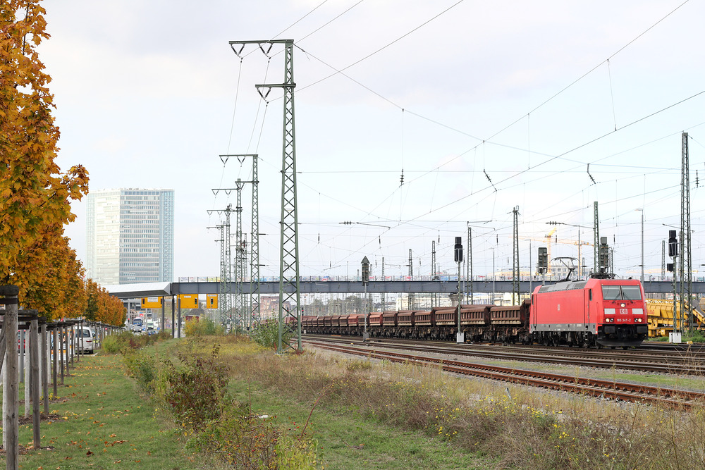 185 347 am 26. August 2016 auf den Güterumgehungsgleisen des Mannheimer Hauptbahnhofs.