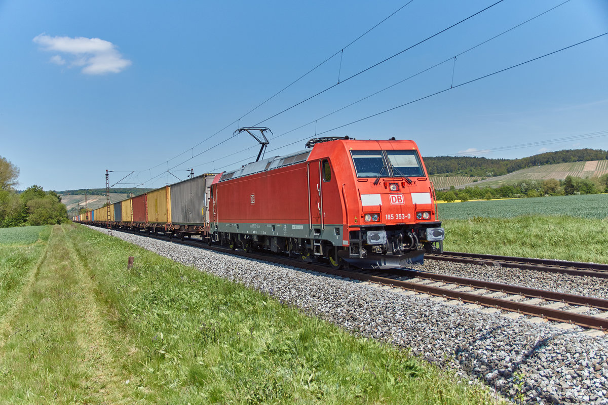 185 353-0 bei Retzbach-Zellingen am 10.05.2017.