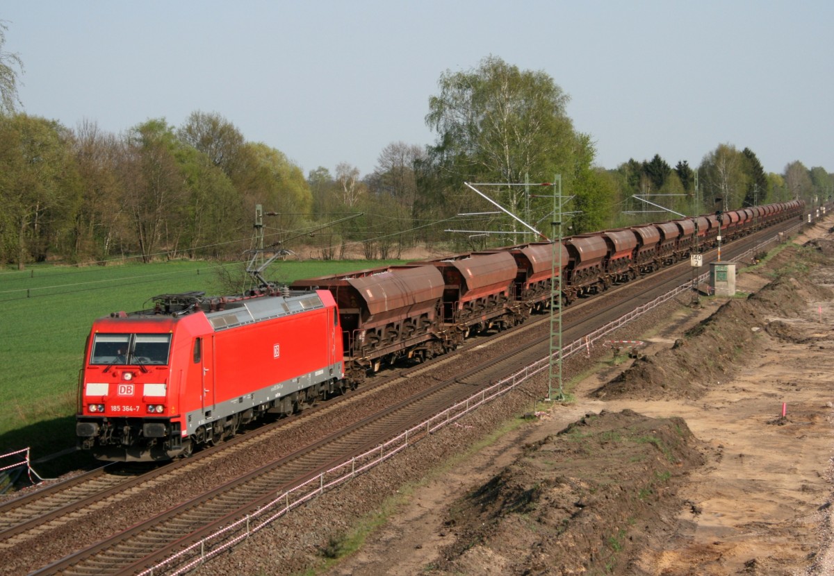 185 364 mit CFN 62660 (Stragrbchen-Bernsdorf–Hamburg-Rothenburgsort) am 21.04.2011 zwischen Bardowick und Radbruch