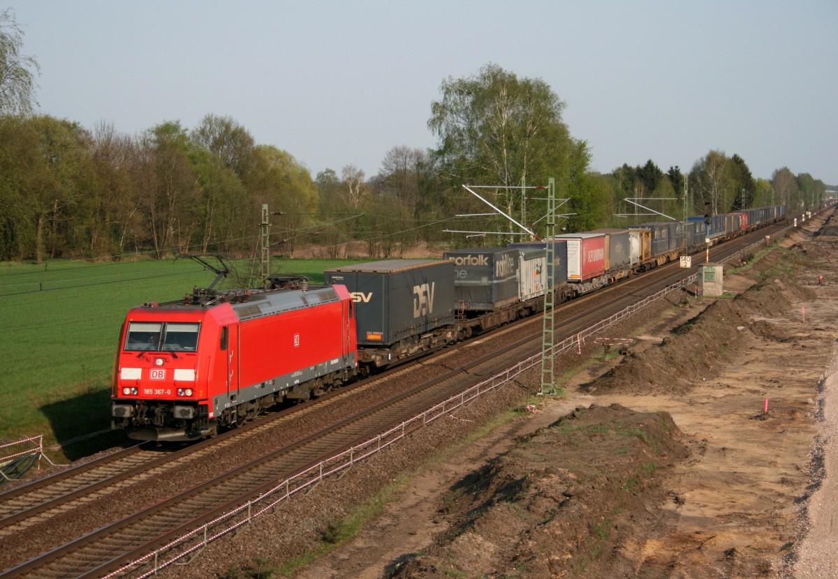 185 367 mit TEC 40008 (Gallarate–Taulov) am 21.04.2011 zwischen Bardowick und Radbruch