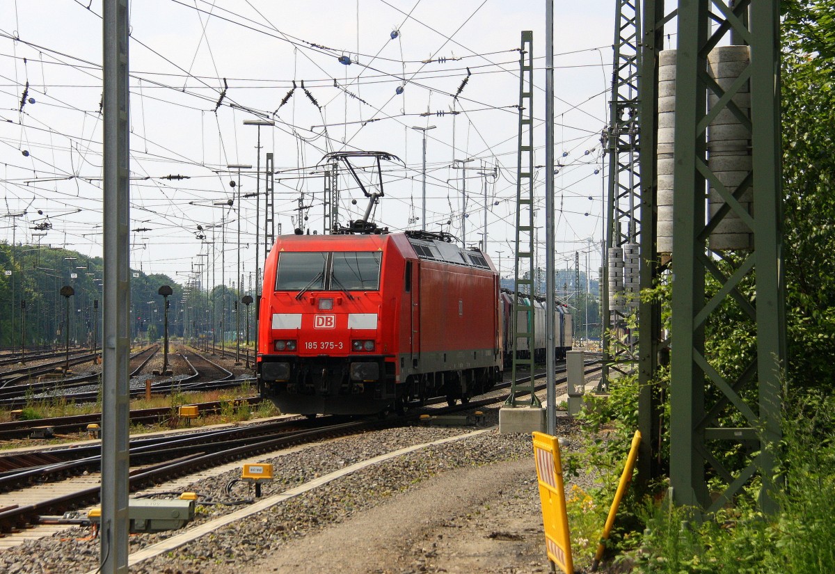 185 375-3 DB rangiert in Aachen-West bei tollem Sommerwetter am Nachmittag vom 1.6.2014.
