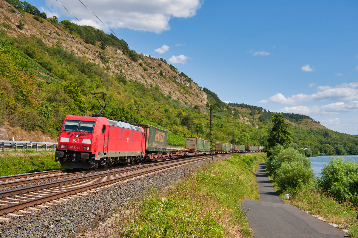 185 376 mit einem Wenzel-KLV bei Gambach Richtung Gemünden, 01.08.2019